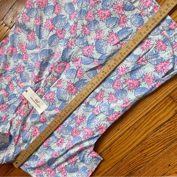 Vineyard Vines pineapple printed popover half button boho tropical shirt size 8 - Picture 12 of 12